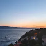 Apartment Zadoda Omis