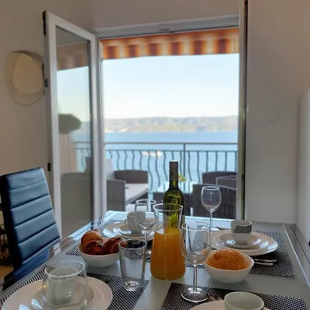 Apartment Zadoda Omis