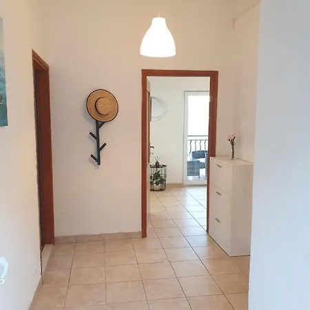 Apartment Zadoda Omis