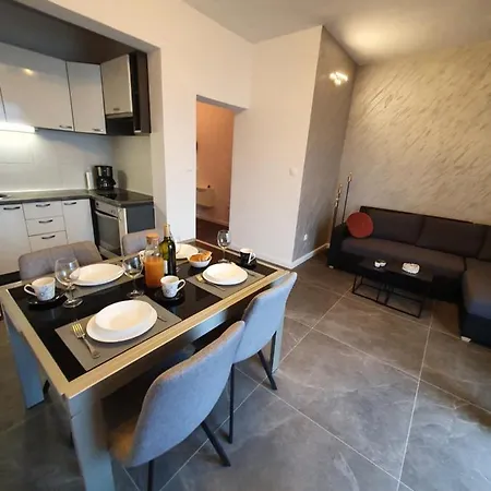 Zadoda Apartment *
